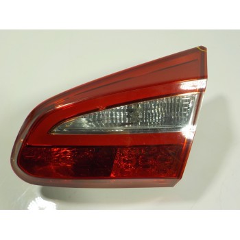 PILOTO TRASERO DERECHO INTERIOR 92404A2200 