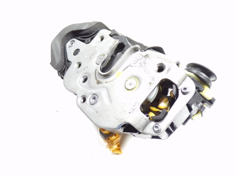 Recambio de cerradura puerta trasera izquierda para opel insignia berlina 2.0 cdti cat referencia OEM IAM 13578024  