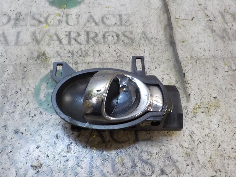 Recambio de maneta interior trasera izquierda para nissan note 1.5 dci turbodiesel cat referencia OEM IAM   