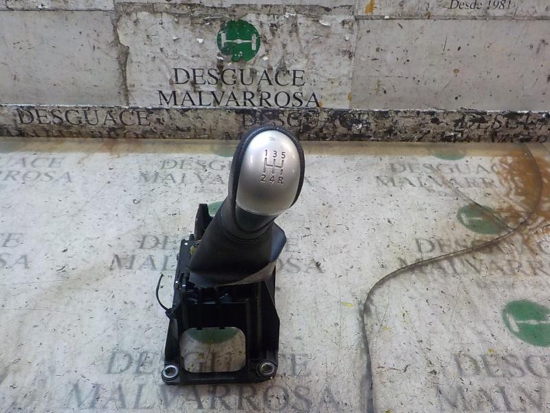 Recambio de palanca cambio para nissan note 1.5 dci turbodiesel cat referencia OEM IAM   