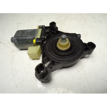 MOTOR ELEVALUNAS DELANTERO DERECHO 5Q0959802B 5Q0959802B 