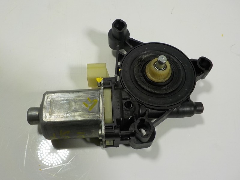 Recambio de motor elevalunas delantero izquierdo para seat leon st (5f8) x-perience 4drive referencia OEM IAM 5Q0959801B 5Q09598