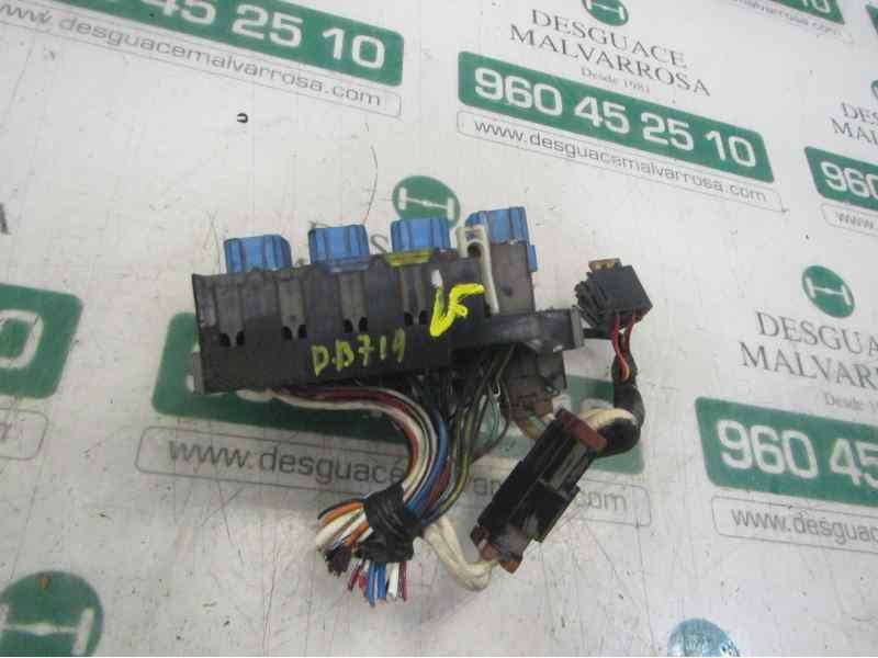 Recambio de caja reles / fusibles para nissan terrano/terrano.ii (r20) 2.7 turbodiesel referencia OEM IAM   