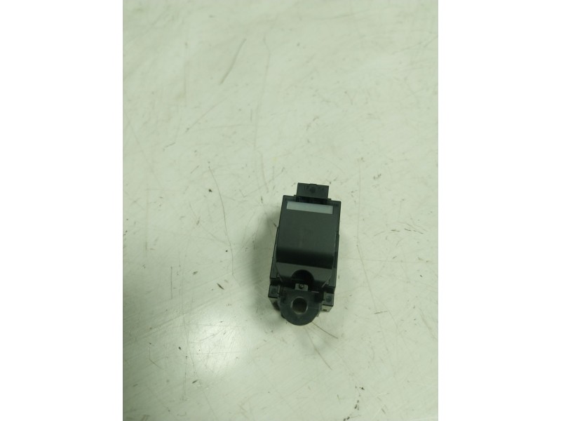 Recambio de mando elevalunas trasero izquierdo para jaguar e-pace 2.0 diesel cat referencia OEM IAM T2H3235 GX7314717AC 