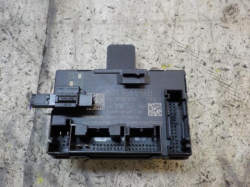 Recambio de modulo electronico para seat leon (5f1) 1.6 tdi referencia OEM IAM 5Q4959592BZ00 5Q4959592B A2C7392900300