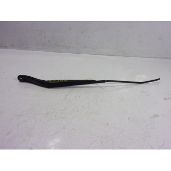 BRAZO LIMPIA DELANTERO IZQUIERDO 