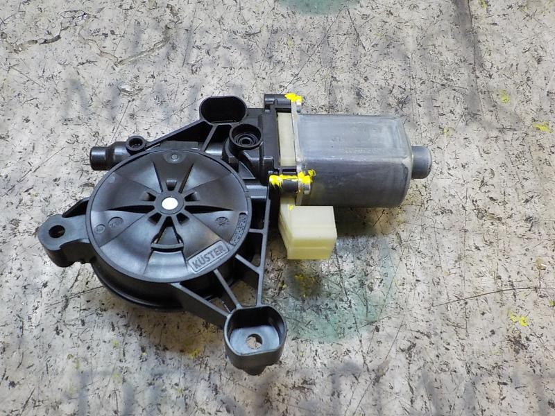 Recambio de motor elevalunas delantero derecho para seat leon (5f1) 1.6 tdi referencia OEM IAM 5Q0959802B  