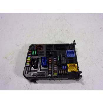 CAJA RELES / FUSIBLES 9832880280 