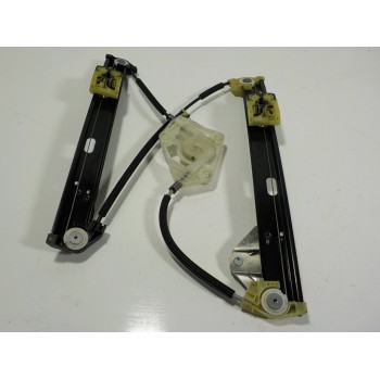 ELEVALUNAS DELANTERO DERECHO 82G837462 82G837462 