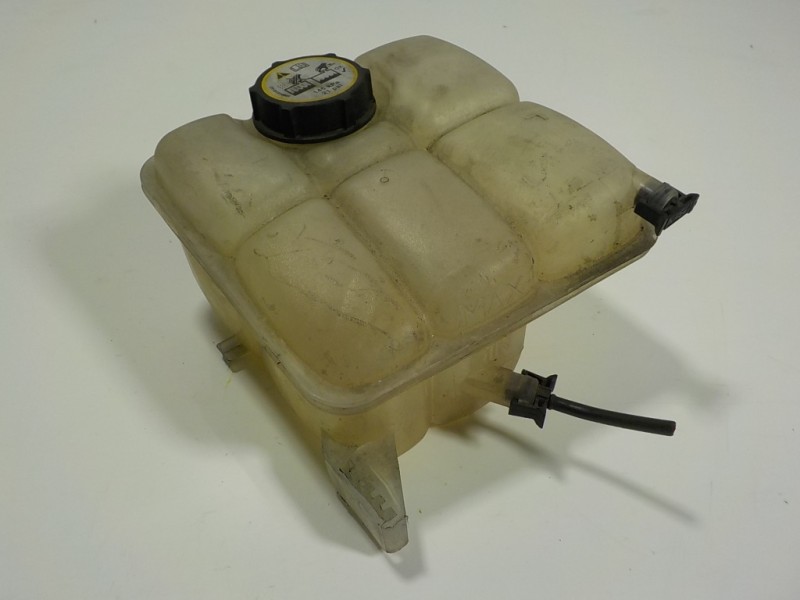 Recambio de deposito expansion para ford c-max (ceu) 1.5 tdci cat referencia OEM IAM 8V618K218DE 8V618K218A 8V618K218A