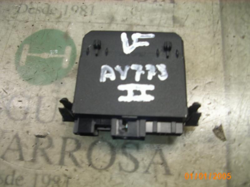 Recambio de modulo electronico para mercedes-benz clase c (w203) berlina 320 cdi (203.020) referencia OEM IAM A2038202185 A20382