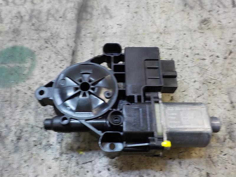 Recambio de motor elevalunas trasero izquierdo para seat leon (5f1) 1.6 tdi referencia OEM IAM 5Q0959811ASE2  