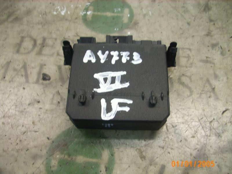 Recambio de modulo electronico para mercedes-benz clase c (w203) berlina 320 cdi (203.020) referencia OEM IAM A2038201485 A20382