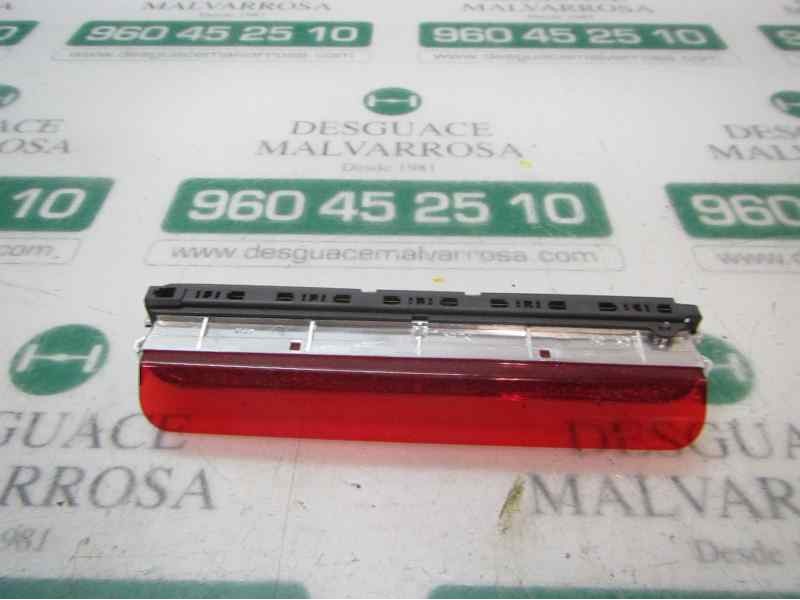 Recambio de piloto trasero central para ford ka (ccu) trend + referencia OEM IAM 1579398  