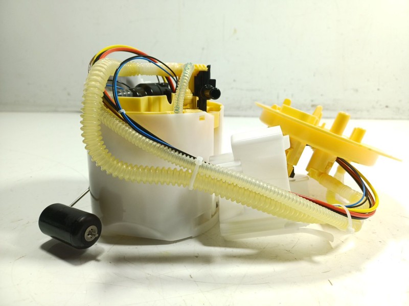 Recambio de aforador para bmw 8 gran coupe (g16, f93) 840 d xdrive referencia OEM IAM 16119468610 946861004 