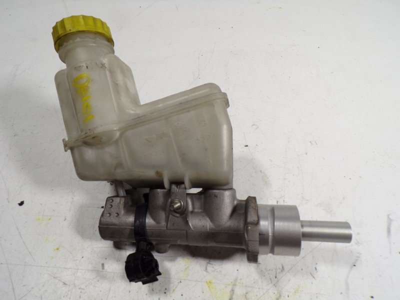 Recambio de bomba freno para fiat bravo (198) 1.9 8v jtd cat referencia OEM IAM 77362099  