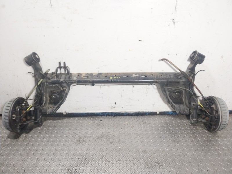 Recambio de puente delantero para renault clio iv grandtour (kh_) 1.5 dci 75 referencia OEM IAM 555012323R  