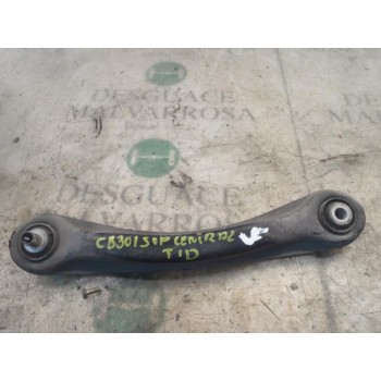 BRAZO SUSPENSION SUPERIOR TRASERO DERECHO A2103502406 