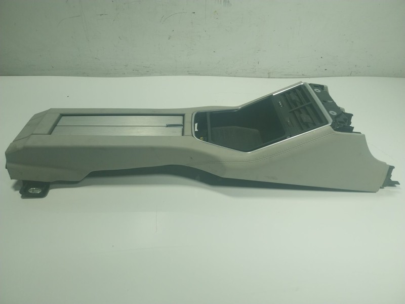 Recambio de apoyabrazos central para porsche panamera 2.9 v6 turbo cat referencia OEM IAM 971863241BGOL8  