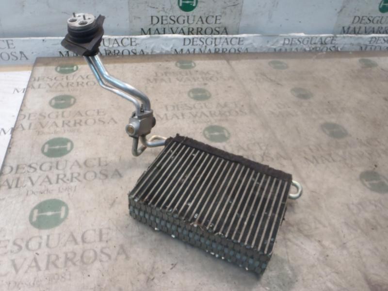 Recambio de evaporador aire acondicionado para bmw serie 3 berlina (e46) 330d referencia OEM IAM 64119135744  
