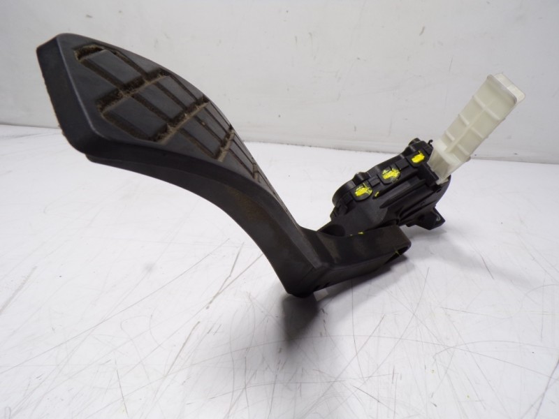 Recambio de potenciometro pedal para volkswagen touareg (7l6) 3.0 v6 tdi dpf referencia OEM IAM 7L0723507D 7L0723507 