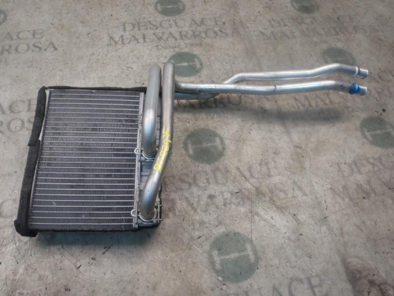 Recambio de radiador calefaccion / aire acondicionado para bmw serie 3 berlina (e46) 330d referencia OEM IAM 64118372783  