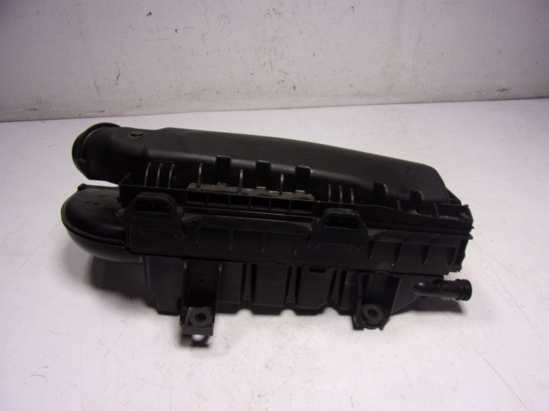 Recambio de filtro aire para citroën c3 aircross 1.2 12v e-thp referencia OEM IAM 9812735680  