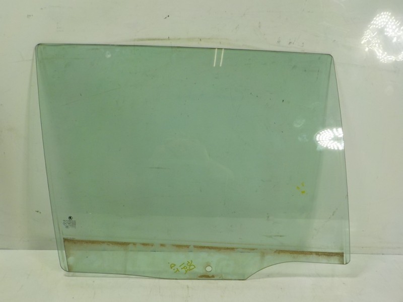 Recambio de cristal puerta trasero derecho para skoda octavia combi (5e5) 1.6 tdi dpf referencia OEM IAM 5E9845206C  