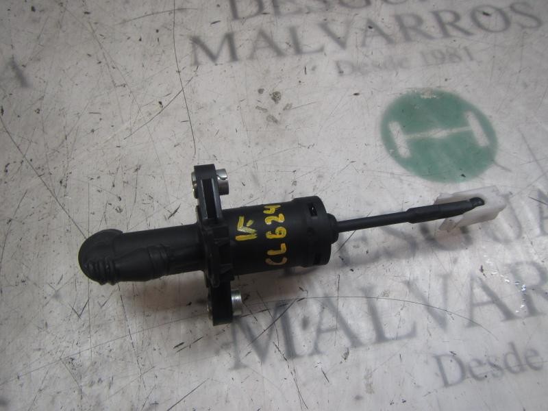 Recambio de bomba embrague para seat ibiza st (6j8) reference referencia OEM IAM 6R0721405  