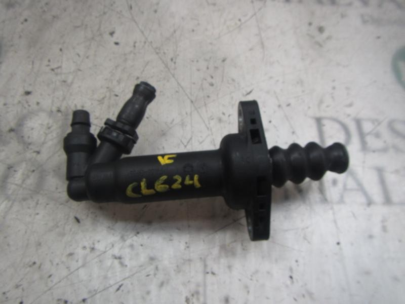 Recambio de bombin embrague para seat ibiza st (6j8) reference referencia OEM IAM 6Q0721261E  