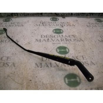 BRAZO LIMPIA DELANTERO DERECHO 