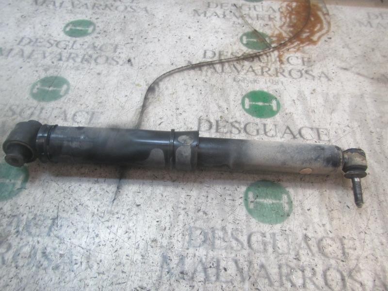 Recambio de amortiguador trasero izquierdo para renault megane ii classic berlina 1.9 dci diesel referencia OEM IAM   