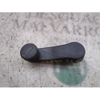 MANETA ELEVALUNAS TRASERA IZQUIERDA 1P08375819B9 