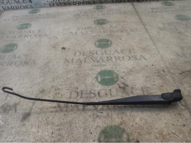 Recambio de brazo limpia delantero derecho para fiat seicento (187) l.e. michael schumacher wm 2000 referencia OEM IAM   