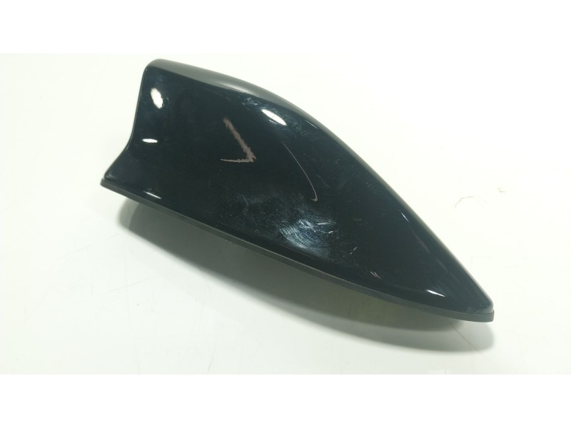 Recambio de antena para toyota yaris (_p21_, _pa1_, _ph1_) 1.5 hybrid (mxph10) referencia OEM IAM 8676002160  