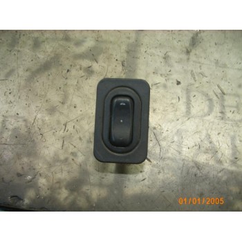 MANDO ELEVALUNAS DELANTERO DERECHO 