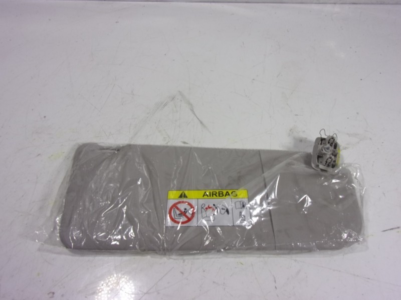 Recambio de parasol derecho para toyota proace referencia OEM IAM   