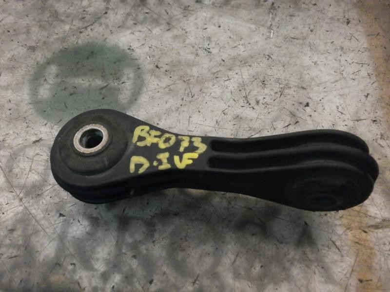 Recambio de tirante delantero izquierdo para seat leon (1m1) signo referencia OEM IAM   