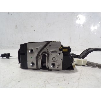 CERRADURA PUERTA DELANTERA DERECHA A1667200435 A1667200435 