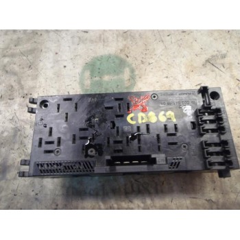 CAJA RELES / FUSIBLES A0025451901 A165459632 