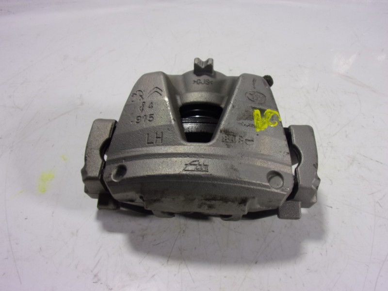 Recambio de pinza freno delantera izquierda para toyota proace referencia OEM IAM   