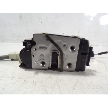 CERRADURA PUERTA TRASERA IZQUIERDA A2047302735 A2047302735 