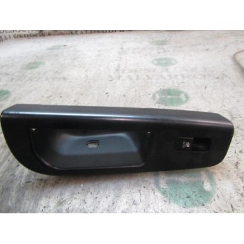 MANDO ELEVALUNAS TRASERO DERECHO 935751H100EQ 