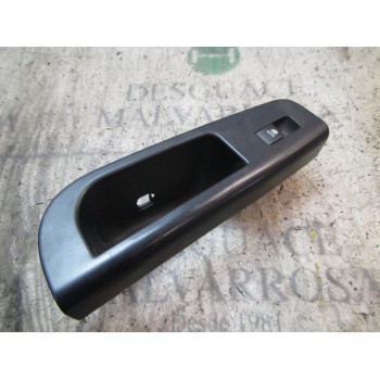 MANDO ELEVALUNAS TRASERO IZQUIERDO 935751H100EQ 