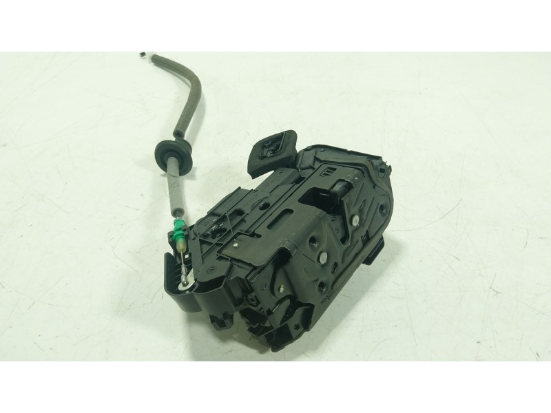 Recambio de cerradura puerta delantera derecha para audi q3 sportback (f3n) 35 tdi referencia OEM IAM  5TB837016C 