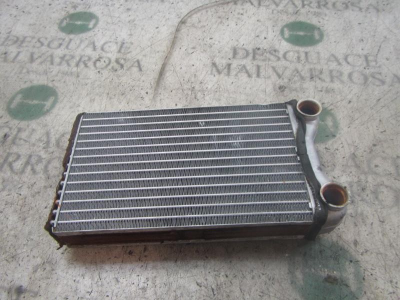 Recambio de radiador calefaccion / aire acondicionado para audi a4 avant (8e) 1.9 tdi (96kw) referencia OEM IAM 8E1820031  