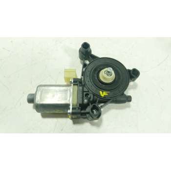 MOTOR ELEVALUNAS DELANTERO DERECHO 5Q0959801C 5Q0959801C 