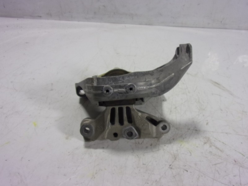 Recambio de soporte motor derecho para toyota proace referencia OEM IAM   