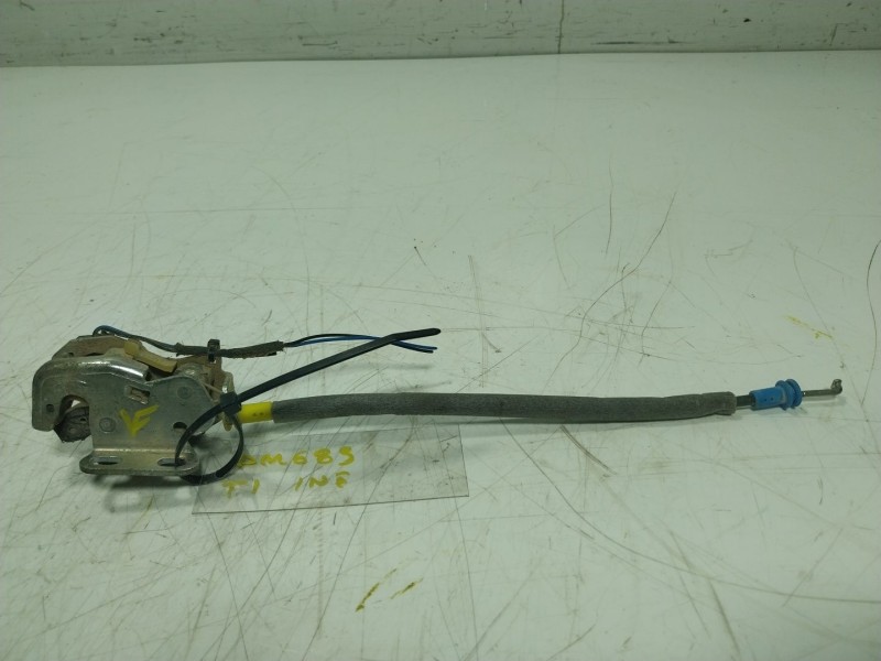 Recambio de cerradura puerta trasera izquierda para mercedes-benz vito kasten 1.6 cdi cat referencia OEM IAM A6397400635  