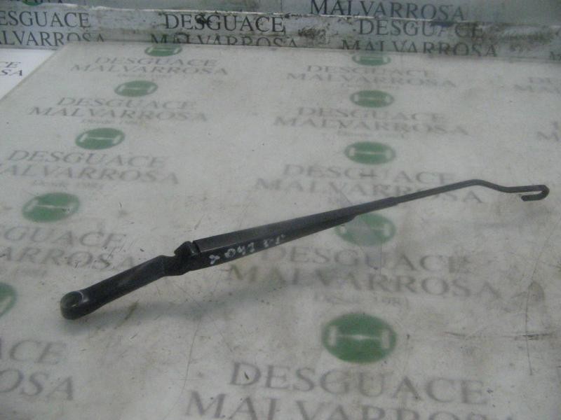 Recambio de brazo limpia delantero derecho para skoda octavia berlina (1u2) 1.6 glx (74kw) referencia OEM IAM   